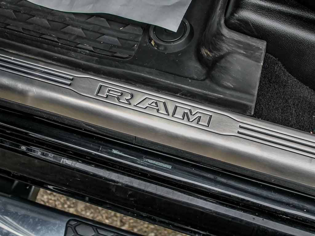 2021 RAM 2500 Laramie Crew Cab 4x4 6'4" Box