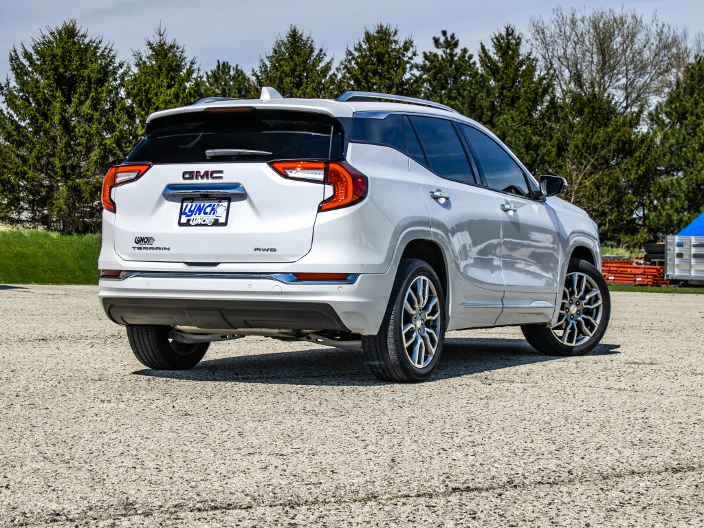 2023 GMC Terrain Denali