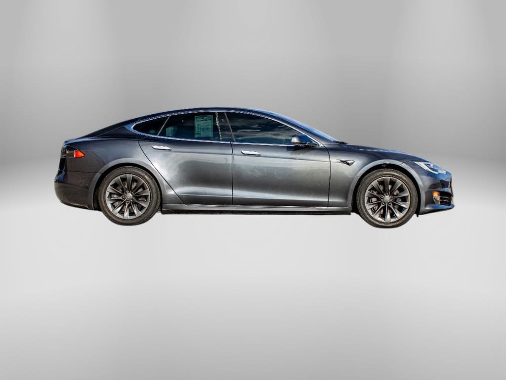 2020 Tesla Model S Long Range