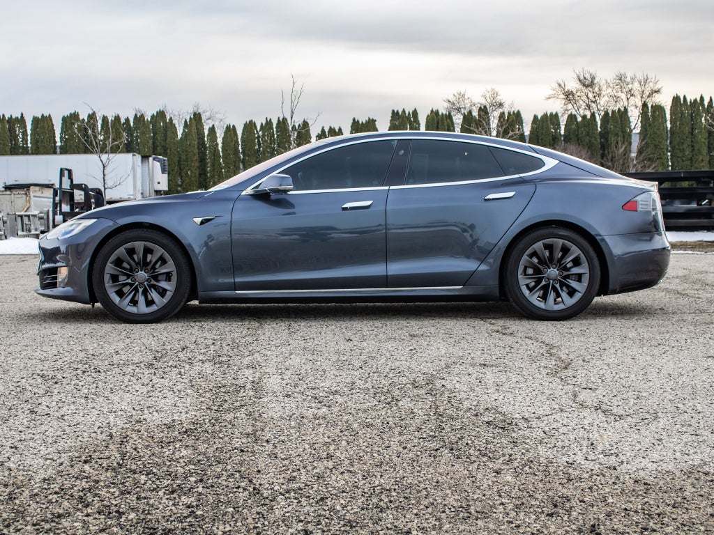 2020 Tesla Model S Long Range