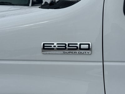 2024 Ford E-Series Cutaway BASE