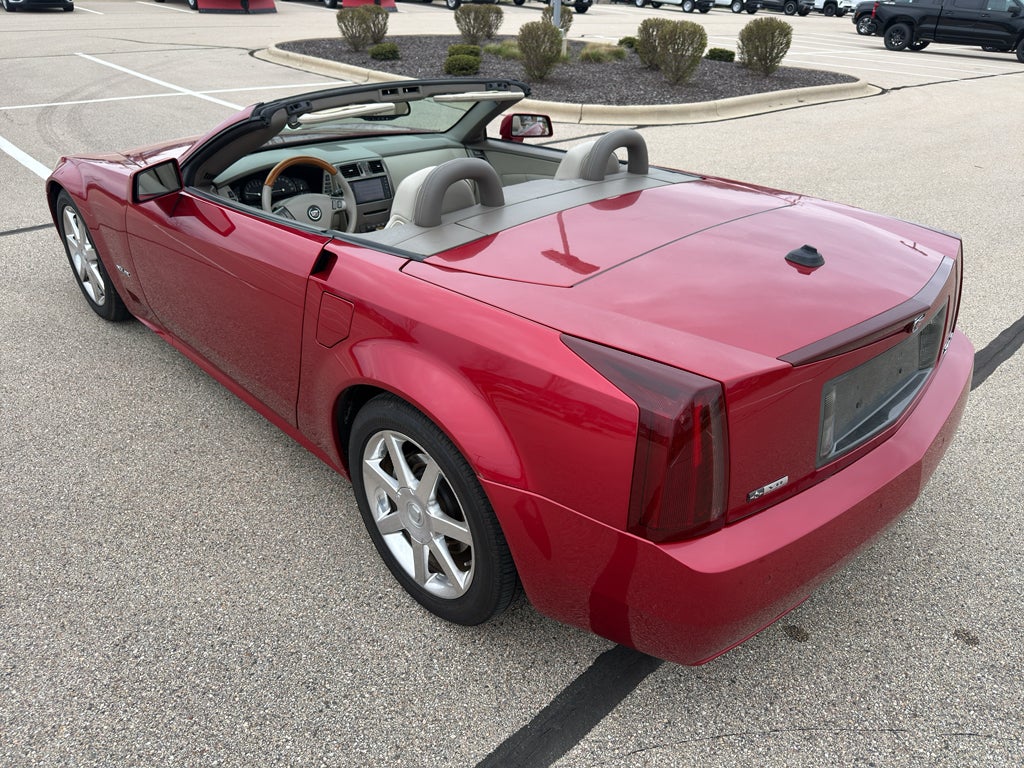 2005 Cadillac XLR BASE
