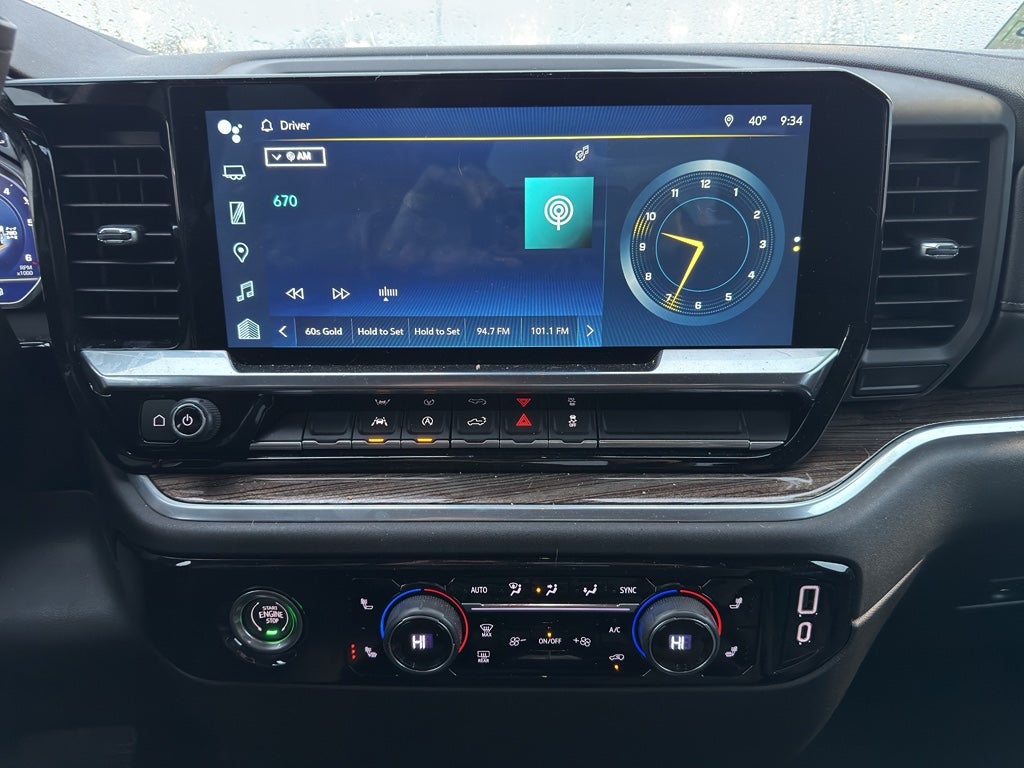 2022 Chevrolet Silverado 1500 LT (2FL)