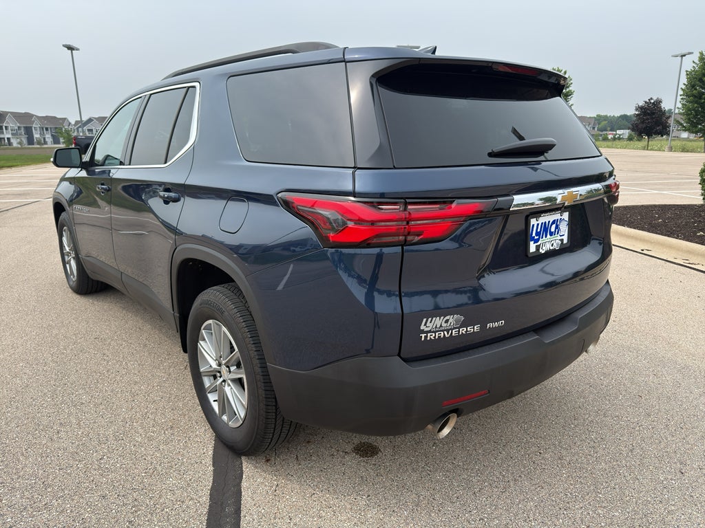 2023 Chevrolet Traverse LT Cloth