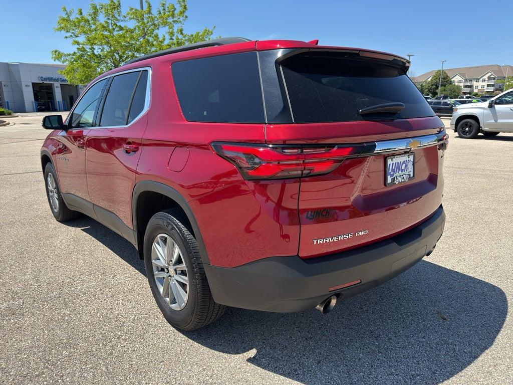 2023 Chevrolet Traverse LT Cloth