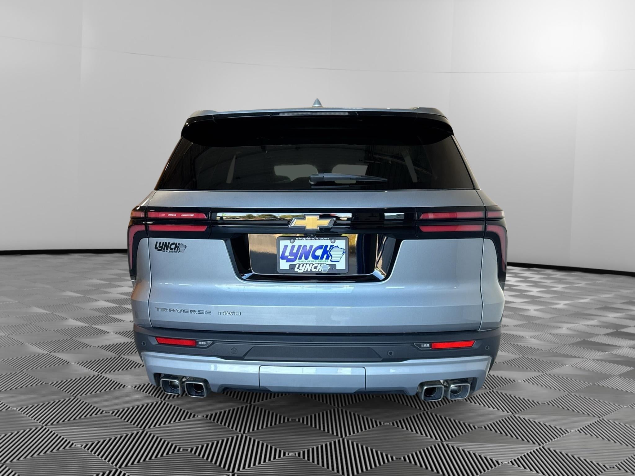 2025 Chevrolet Traverse LT