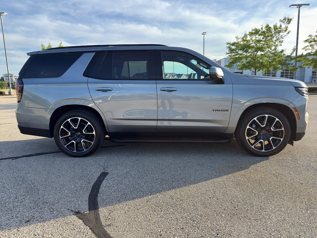 2025 Chevrolet Tahoe RST