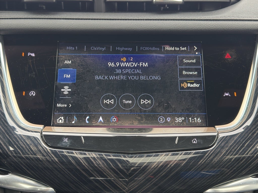 2025 Cadillac XT6 Premium Luxury