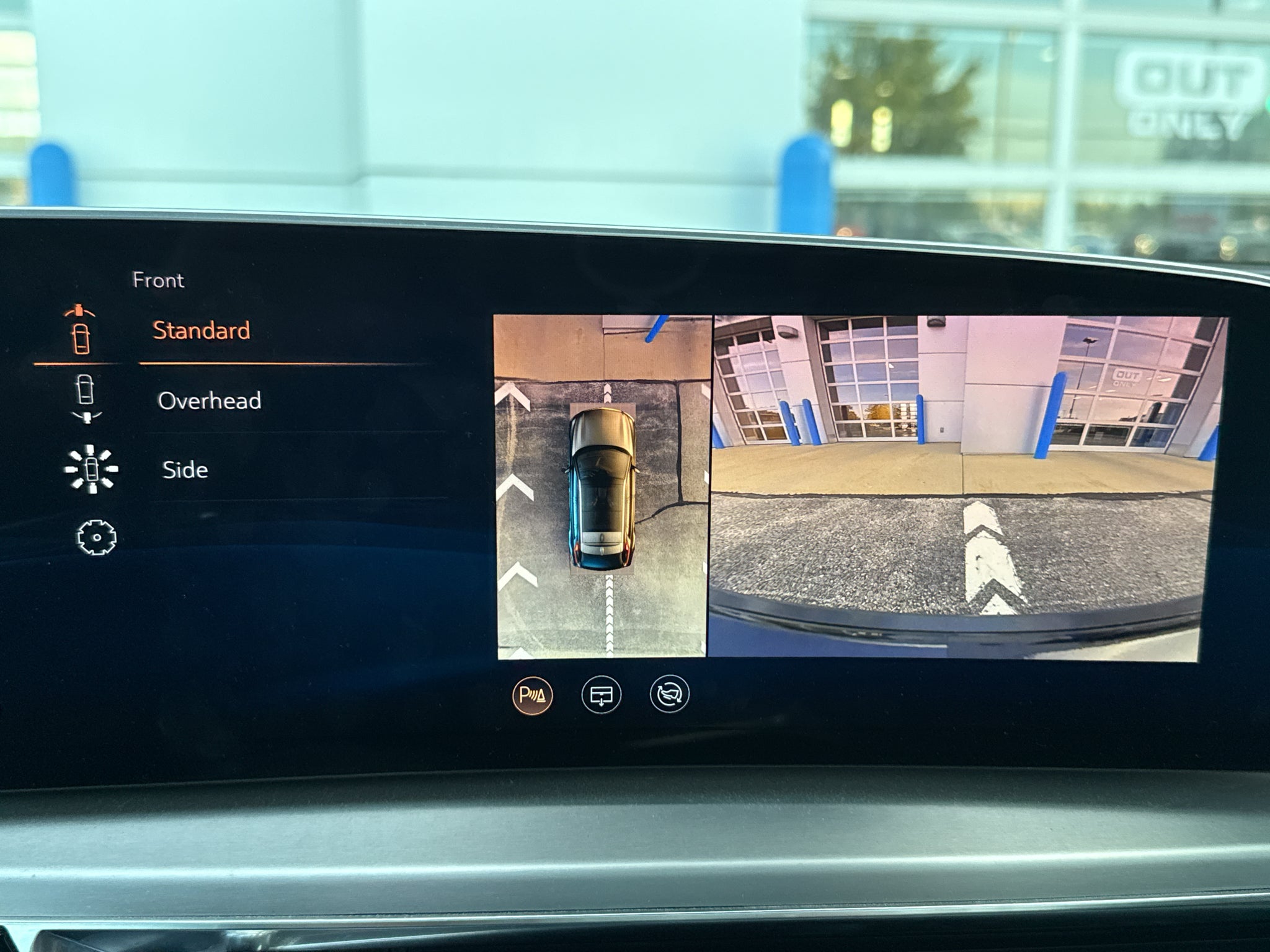 2024 Cadillac LYRIQ Sport 1