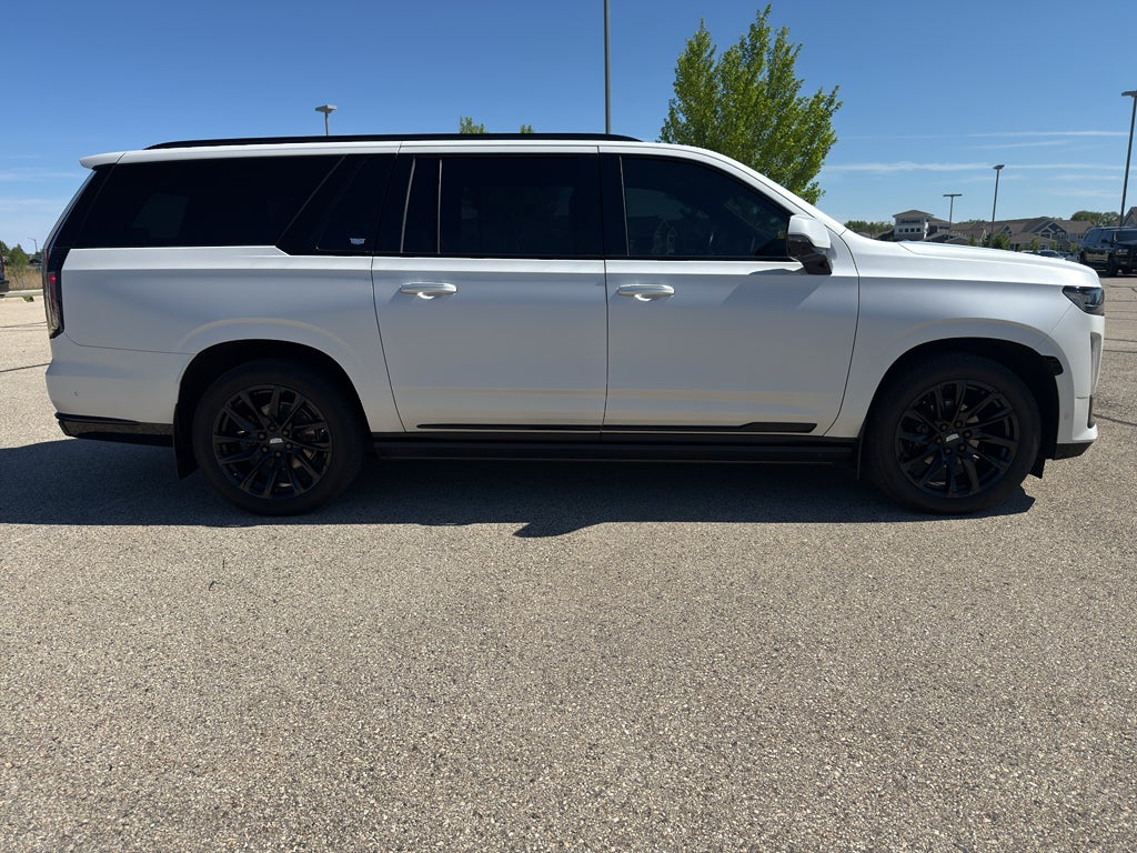 2022 Cadillac Escalade ESV Sport