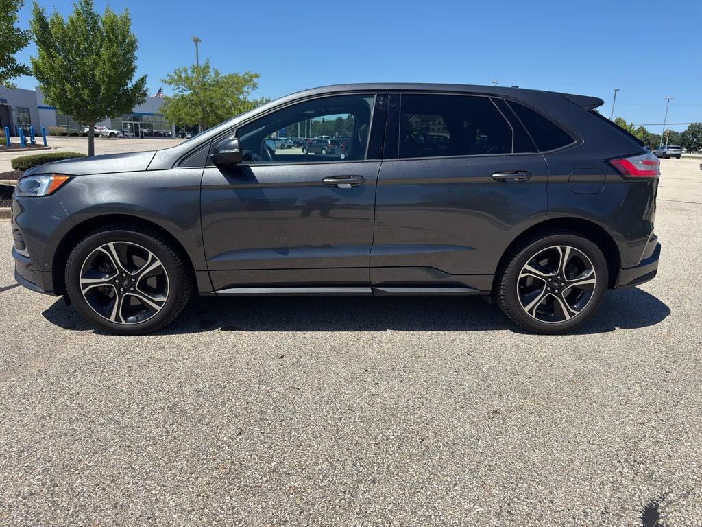 2020 Ford Edge ST