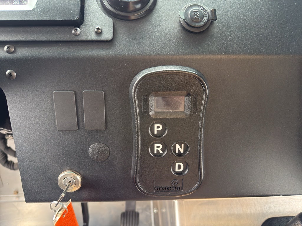 2022 Freightliner Y UNKNOWN