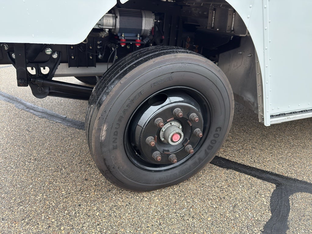 2022 Freightliner Y UNKNOWN