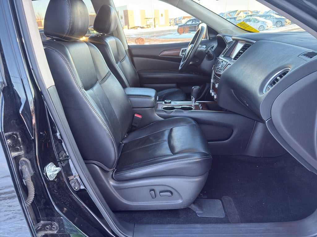 2019 Nissan Pathfinder Platinum