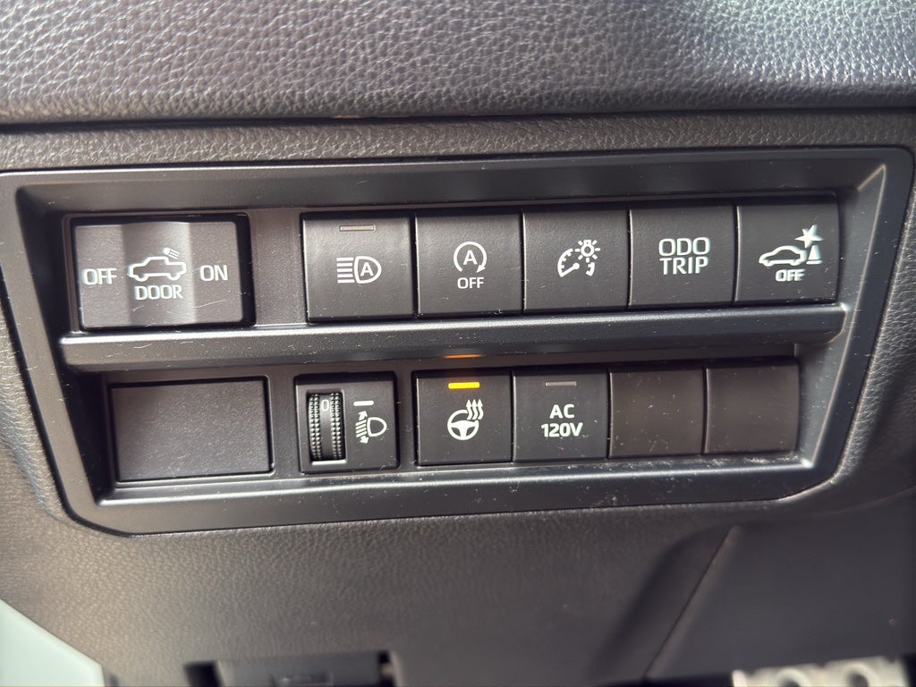 2023 Toyota Tundra 4WD SR5