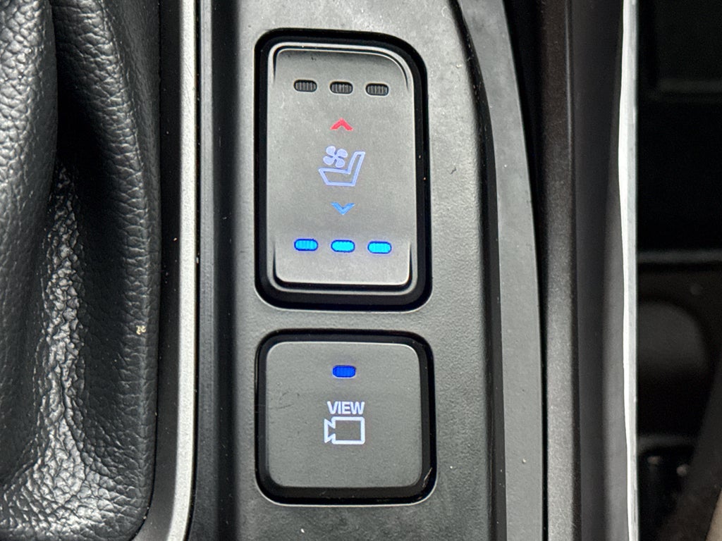 2017 Hyundai Santa Fe Sport 2.0T Ultimate