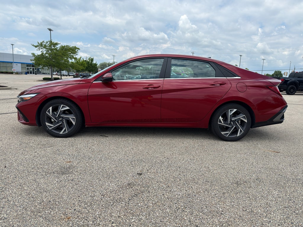 2025 Hyundai Elantra Limited