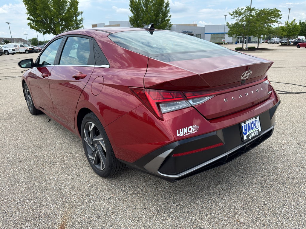 2025 Hyundai Elantra Limited