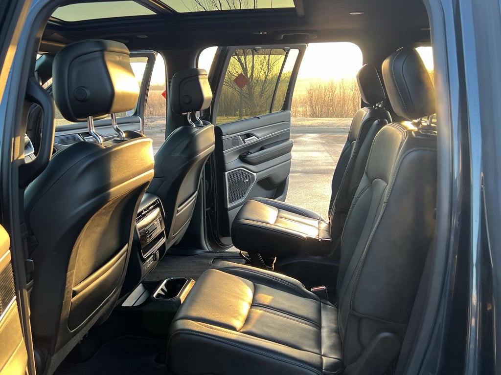 2023 Jeep Wagoneer Series II Carbide