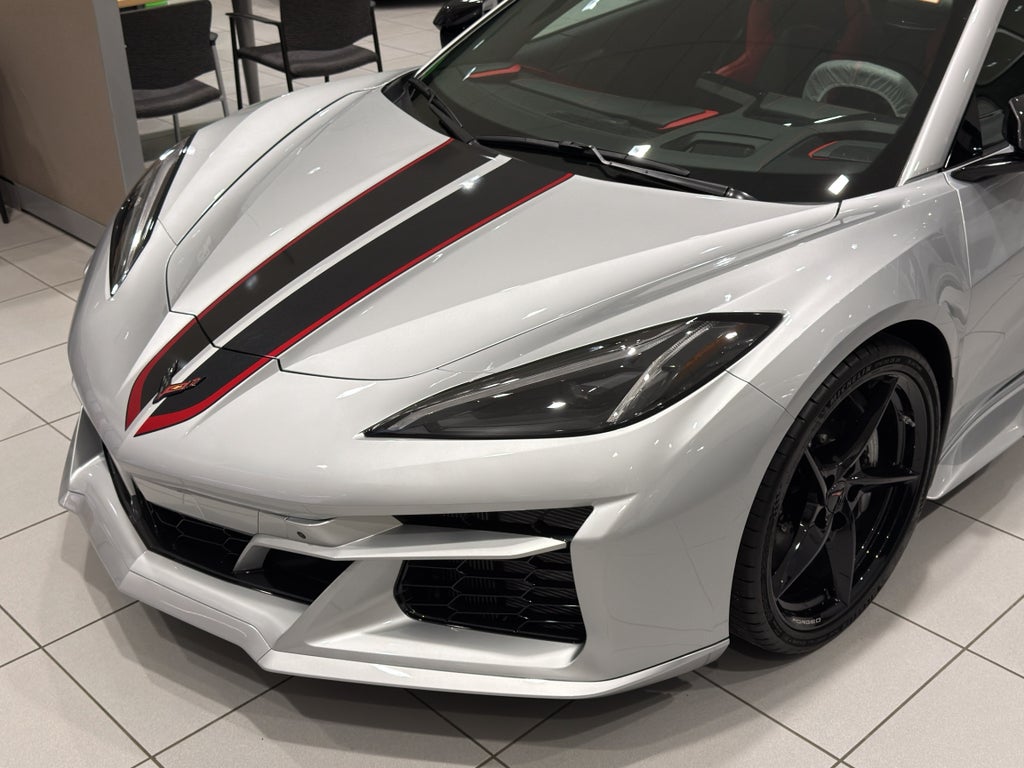 2026 Chevrolet Corvette E-Ray 2LZ