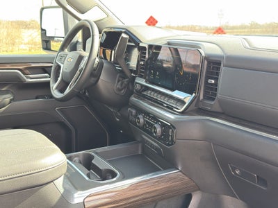 2025 Chevrolet Silverado 3500 HD LT DRW