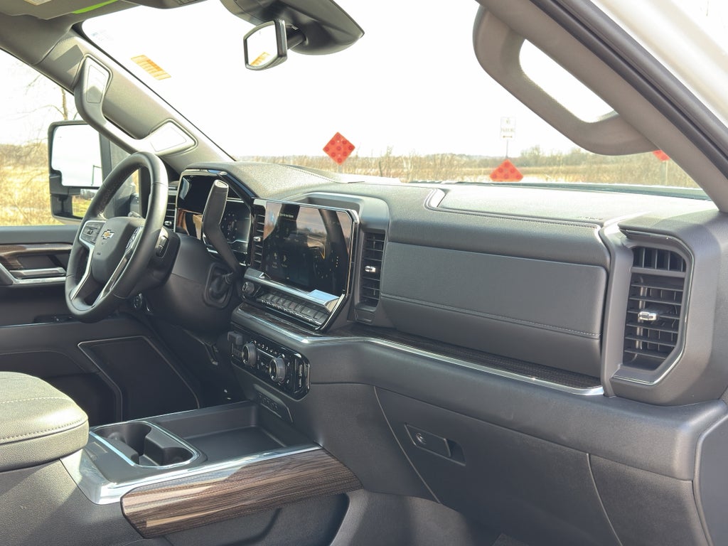 2025 Chevrolet Silverado 3500 HD LT DRW