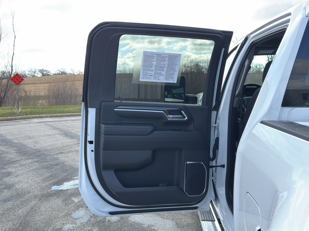 2025 Chevrolet Silverado 3500 HD LT DRW