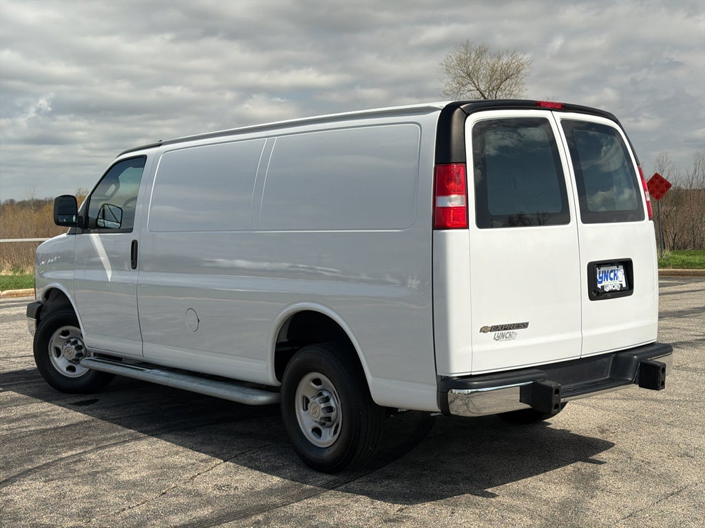 2024 Chevrolet Express Cargo 2500 WT