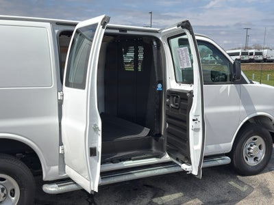 2024 Chevrolet Express Cargo 2500 WT