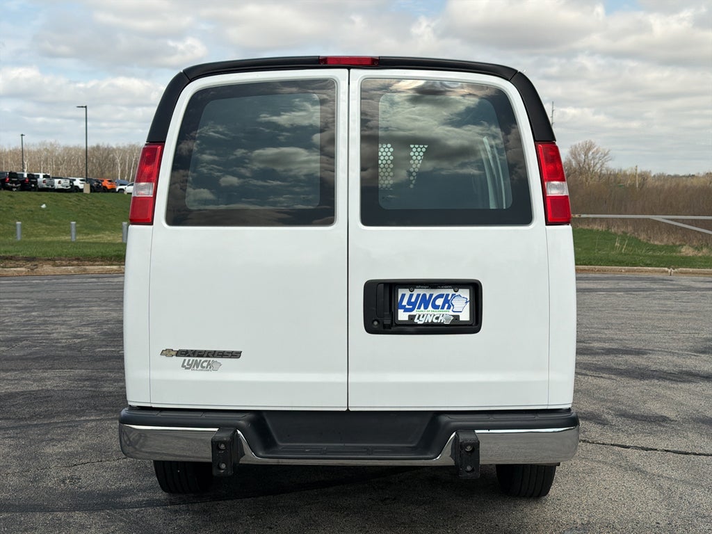 2024 Chevrolet Express Cargo 2500 WT