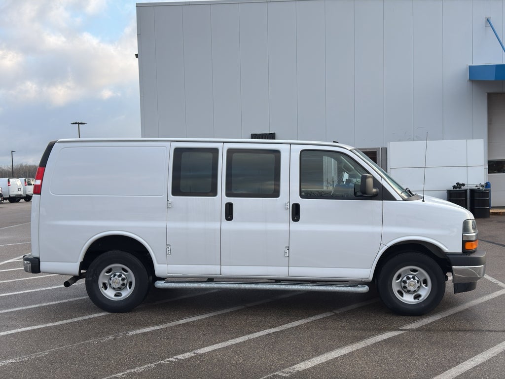 2024 Chevrolet Express Cargo 2500 WT