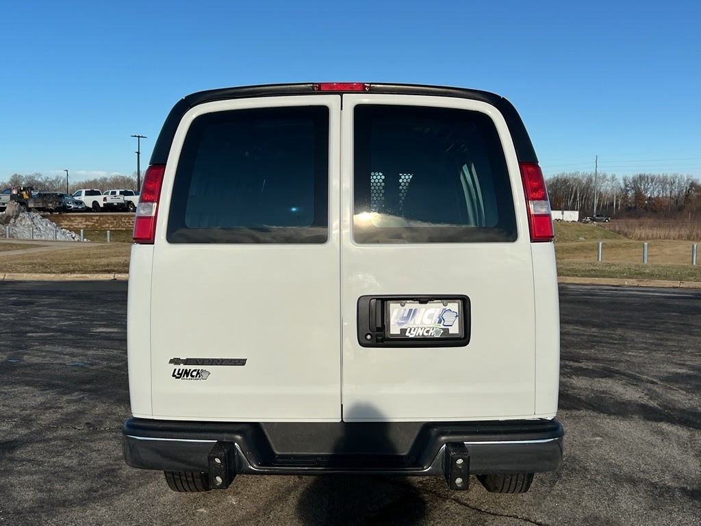 2024 Chevrolet Express Cargo 2500 WT