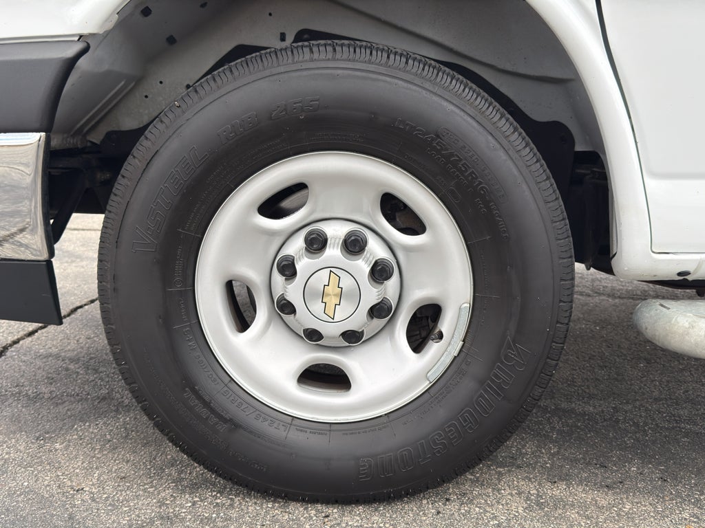 2024 Chevrolet Express Cargo 2500 WT
