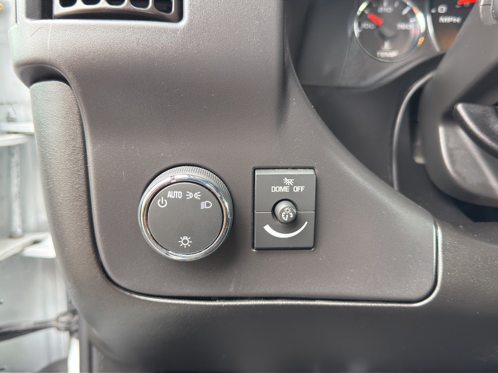 2024 Chevrolet Express Cargo 2500 WT