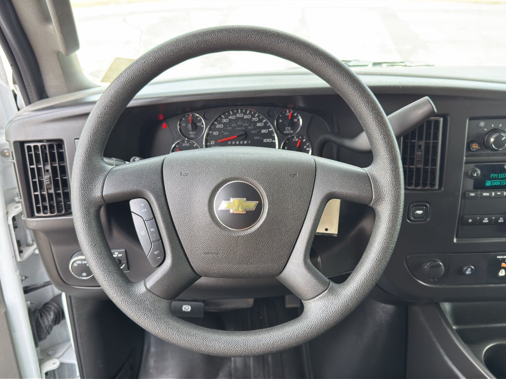 2024 Chevrolet Express Cargo 2500 WT