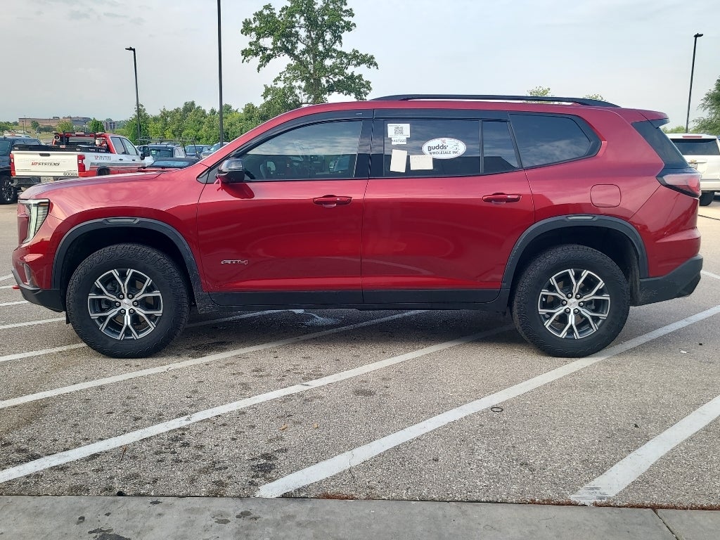 2025 GMC Acadia AT4