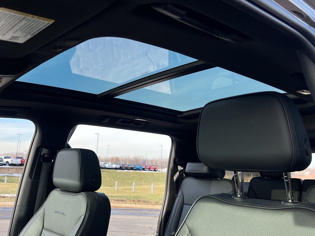 2023 GMC Yukon XL Denali