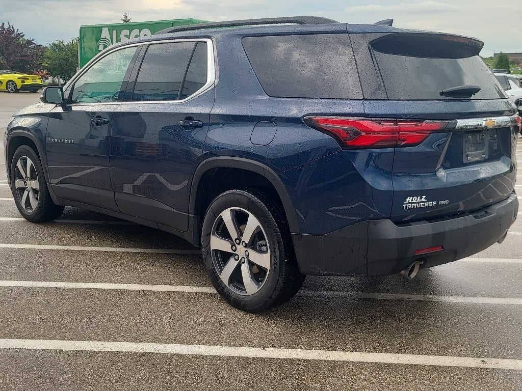 2023 Chevrolet Traverse LT Leather