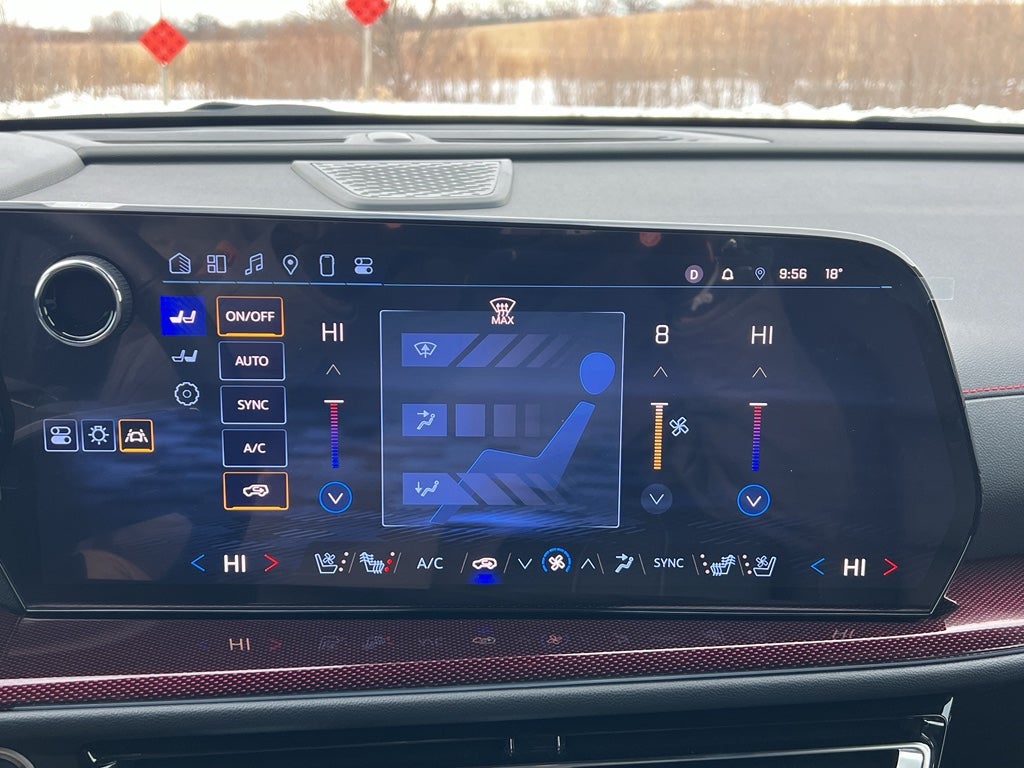 2024 Chevrolet Traverse RS