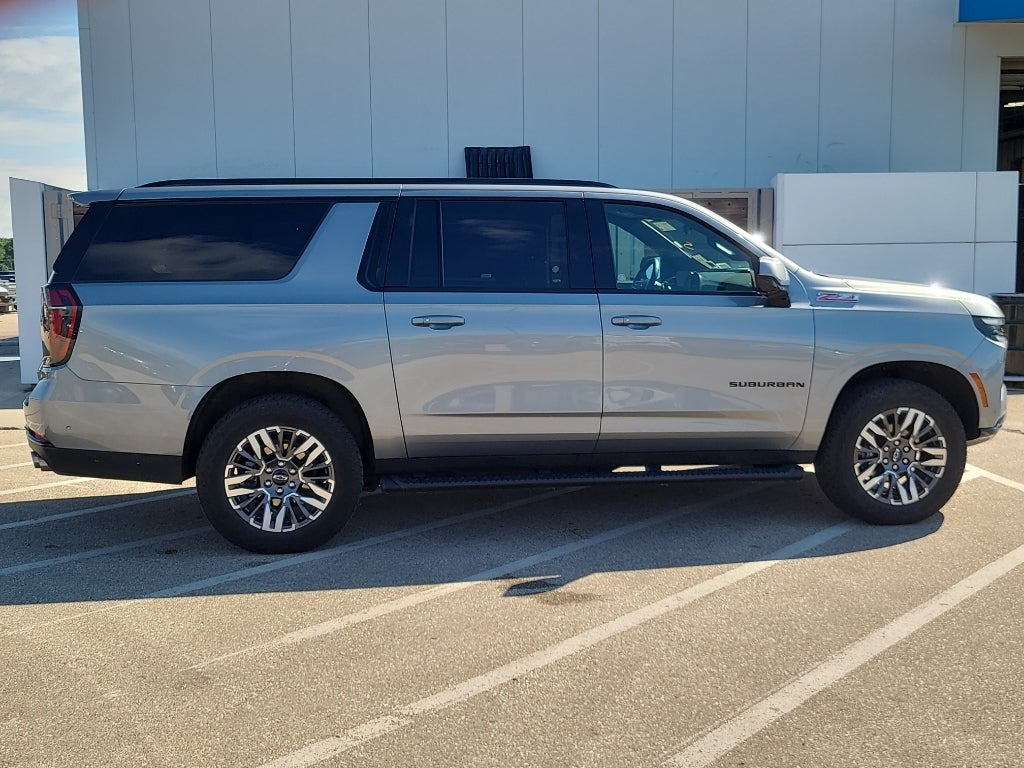 2025 Chevrolet Suburban Z71