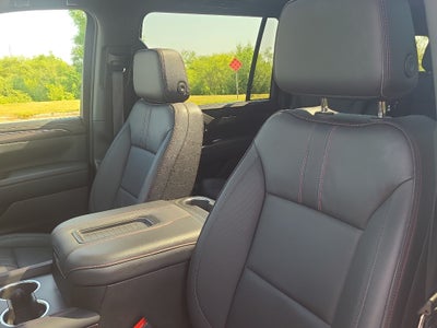 2024 Chevrolet Suburban RST