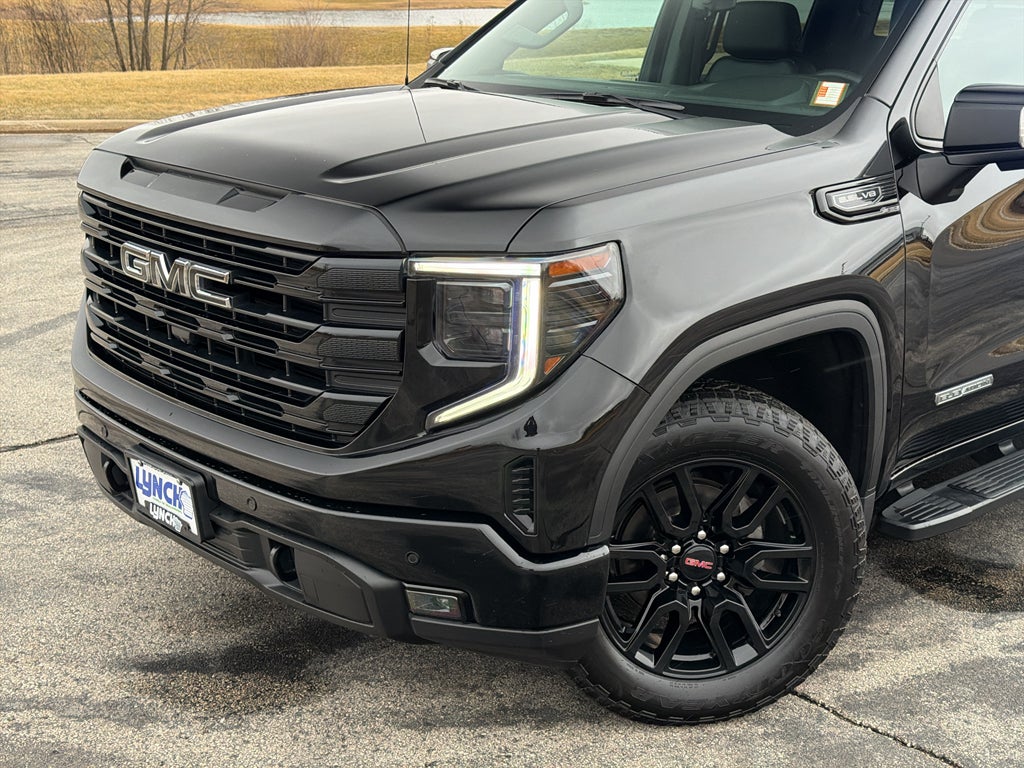 2024 GMC Sierra 1500 Elevation
