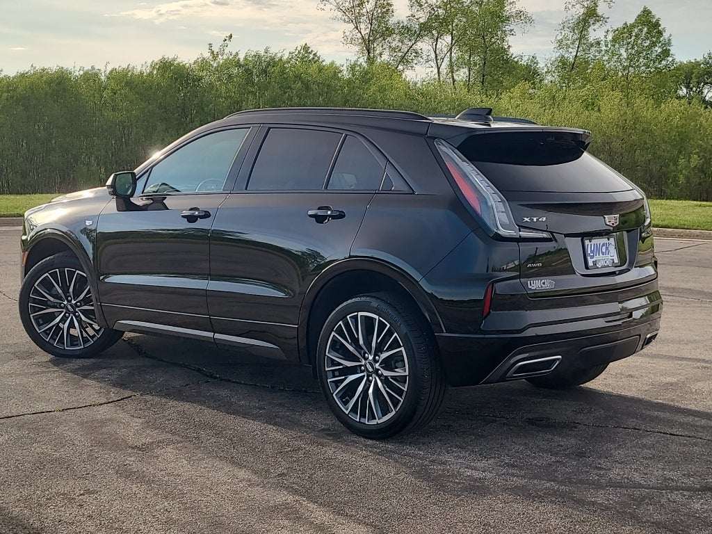 2024 Cadillac XT4 Sport