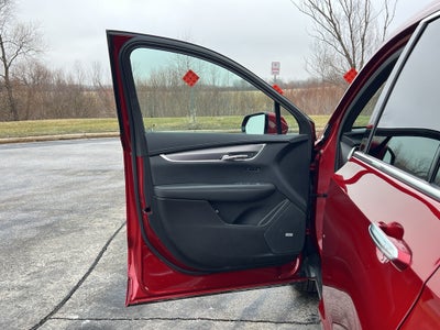 2024 Cadillac XT6 Luxury