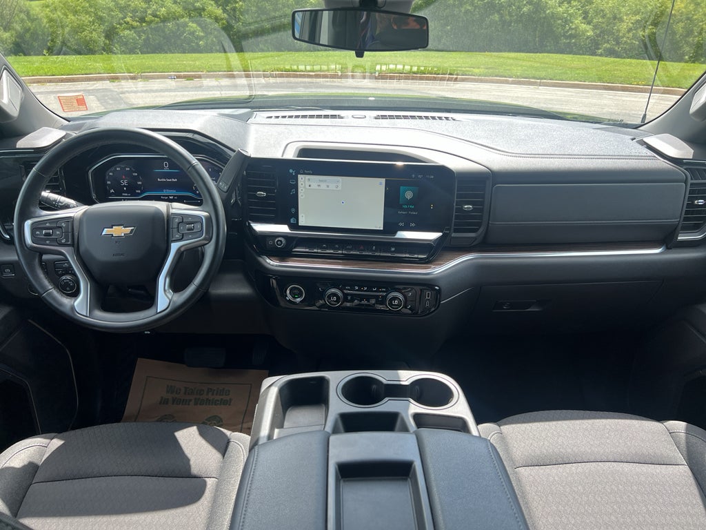 2024 Chevrolet Silverado 1500 LT (2FL)