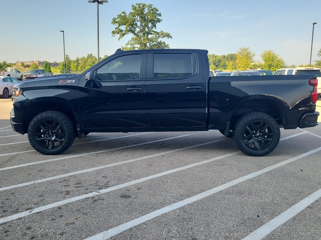 2023 Chevrolet Silverado 1500 Custom Trail Boss