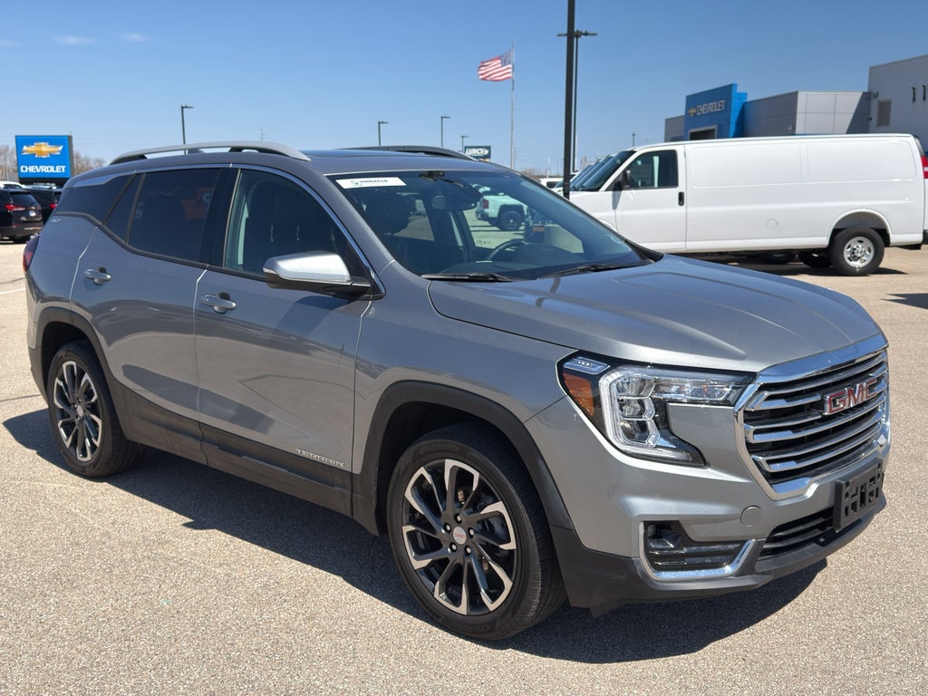 2024 GMC Terrain SLT