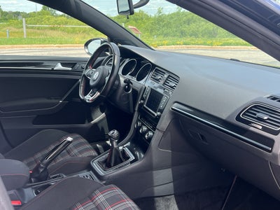 2017 Volkswagen Golf GTI S