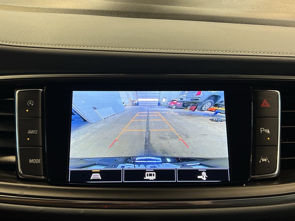 2024 Buick Enclave Essence