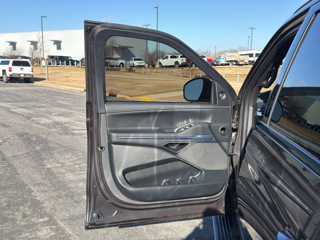 2025 Lincoln Navigator L Reserve